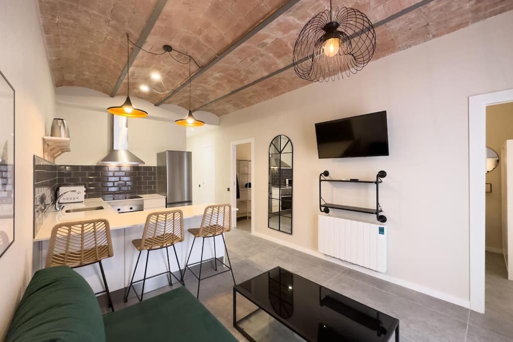 Bebarceloner Sants Apartments - 2 Bedrooms Exterior photo