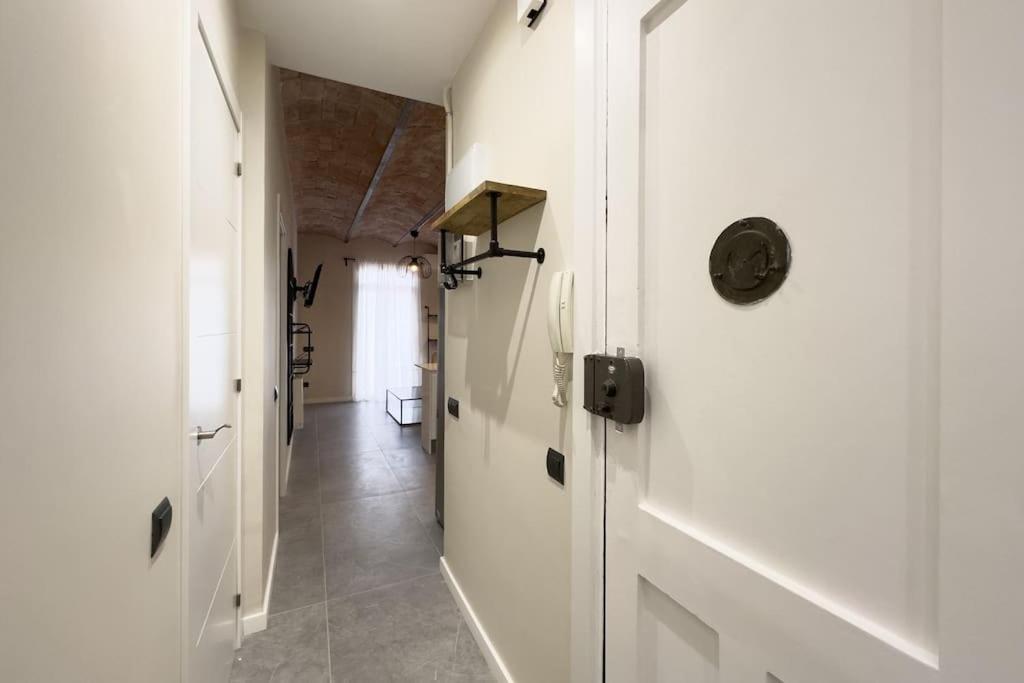 Bebarceloner Sants Apartments - 2 Bedrooms Exterior photo